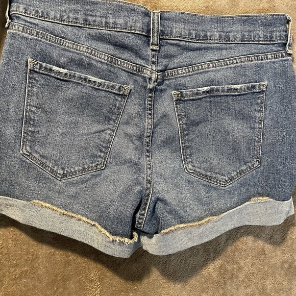 Old Navy Shorts Womens 10 Boyfriend Mid Rise Distressed Medium Wash Denim Jean - Picture 4 of 6